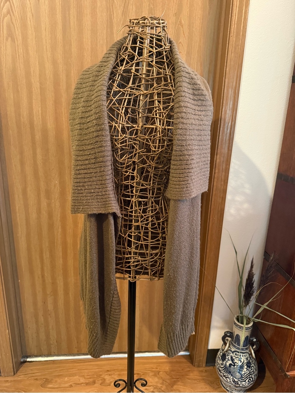 Frenchi Nordstrom Taupe Knit Open Front Sleeveless Cardigan Vest Sweater S